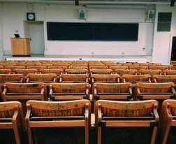 那么男生适合学习健康管理吗